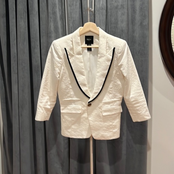 Smythe White tonal polka dot with black trim